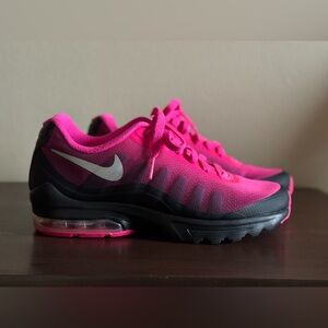 Nike Air Max Invigor Print Black/Hot Pink
Like New
